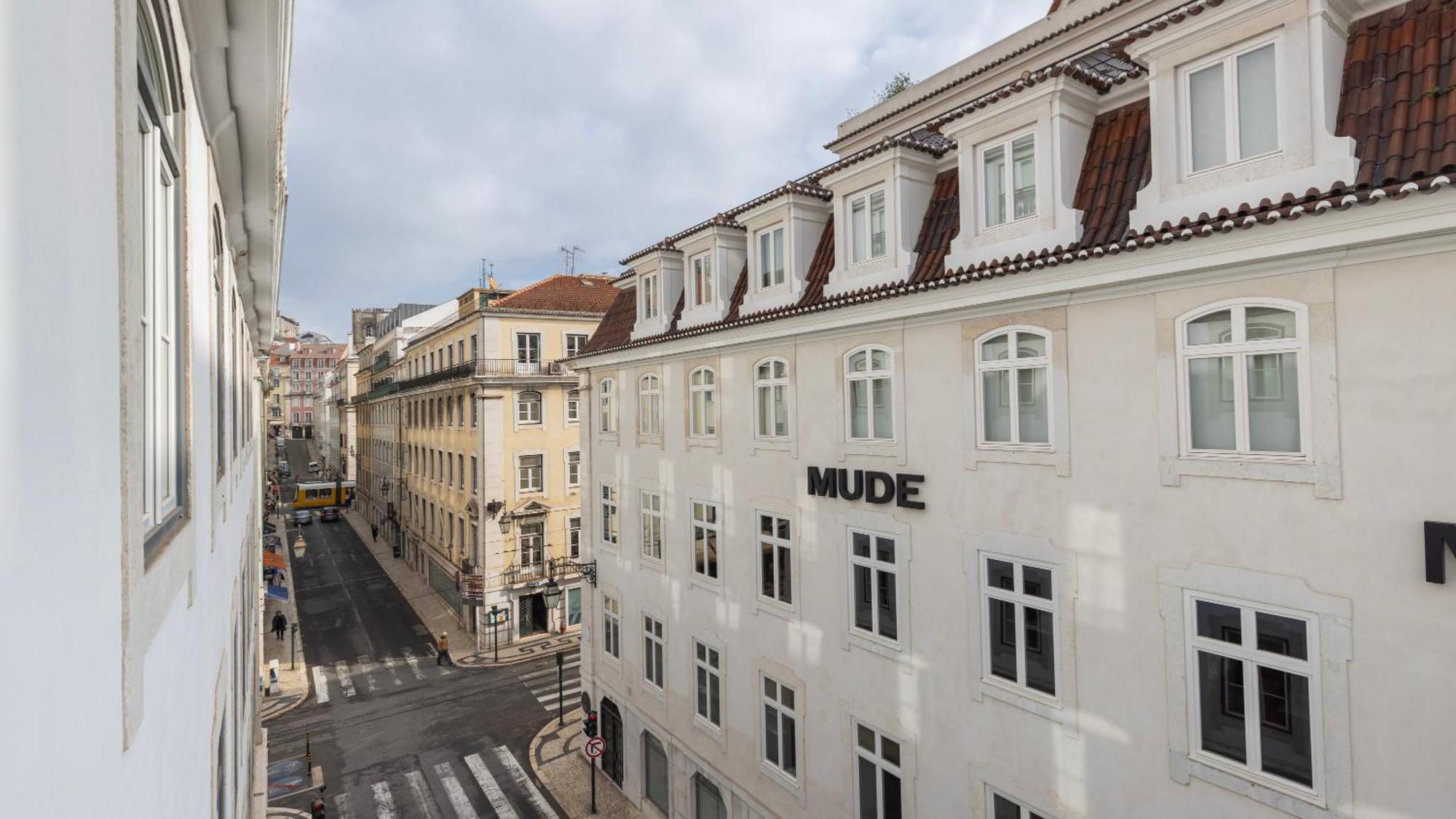 Downtown Sleek Apartment By Lovelystay Lisbon Exterior photo